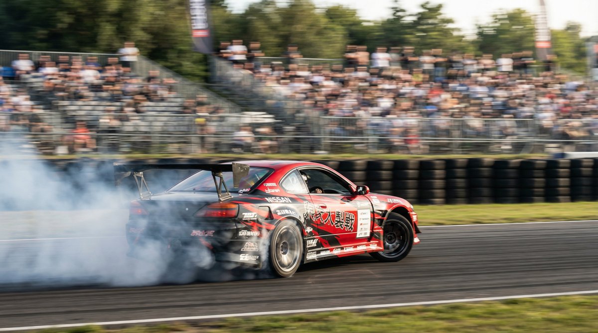 巨乳汽车解说视频